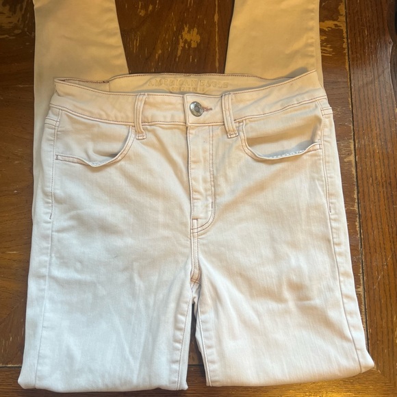 American Eagle Outfitters Denim - Like new size 8 American Eagle Skinny jeans